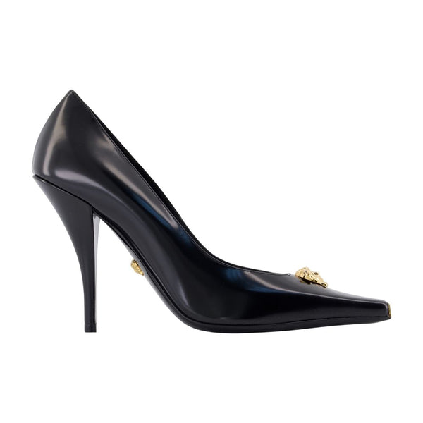 Versace calfskin pump in black