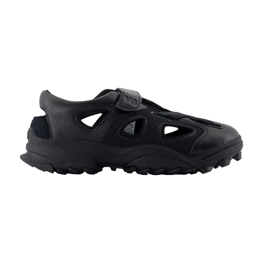 Y-3 Calfskin sandal in black