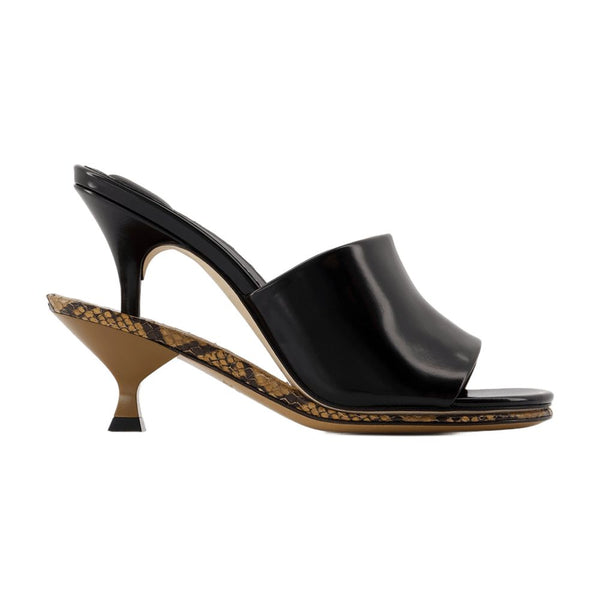 Jacquemus Lambskin mules in black
