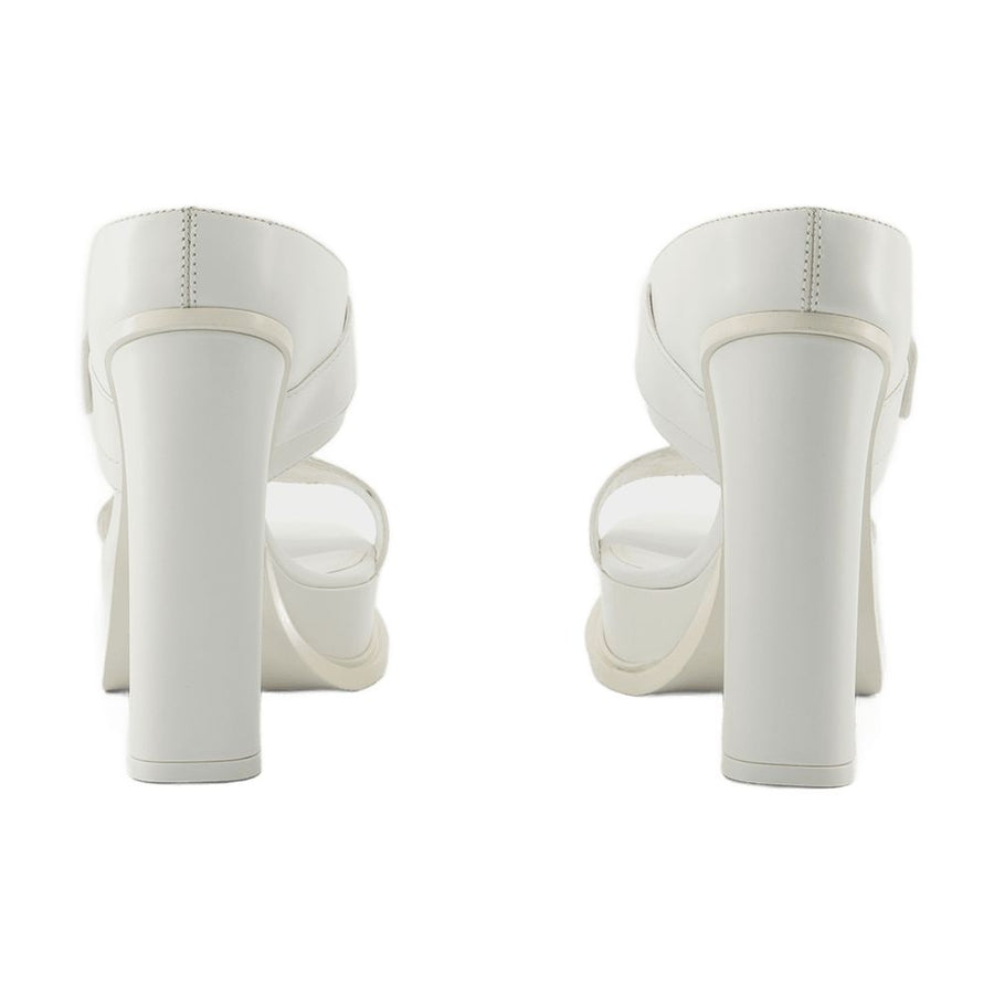 Alexander McQueen Leather platform heel in white