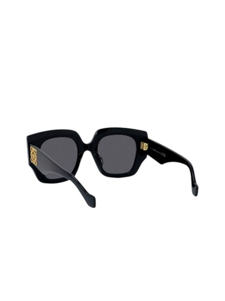Loewe LW40129U 100% Acetate sunglasses in black