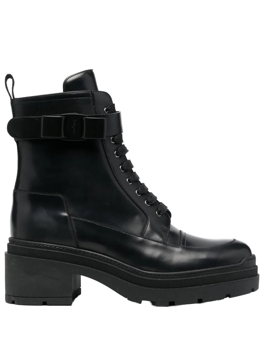 Ferragamo Leather boot in black