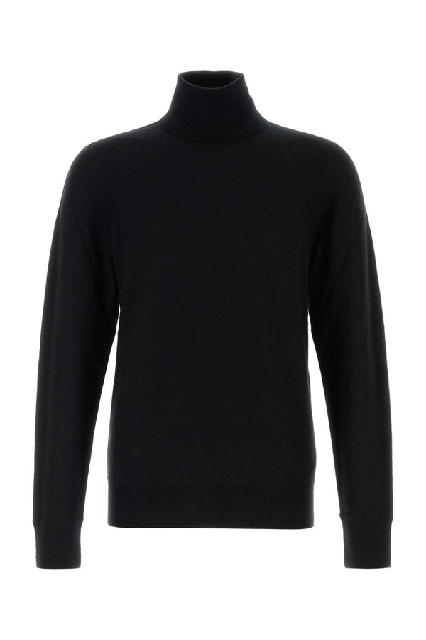 The Row 100% Cashmere sweater in black