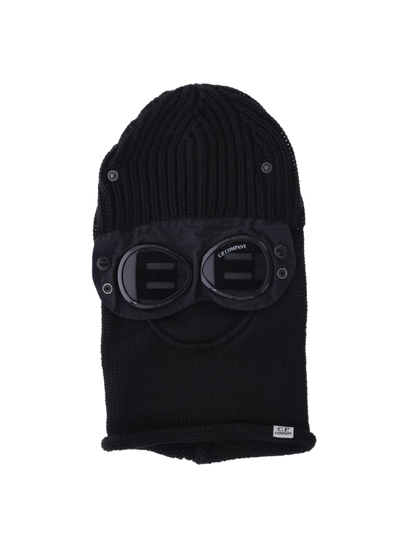 C.P. Company RFCMAC740A 100% wool winter hat in black