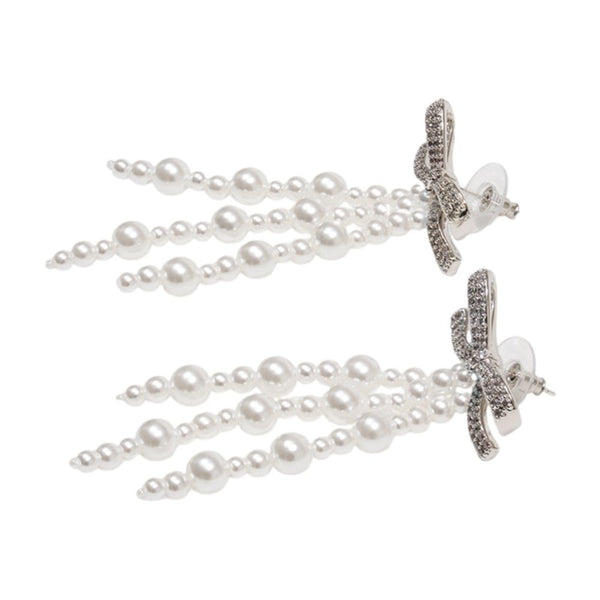 Self-Portrait Synthetic pearls earrings in white