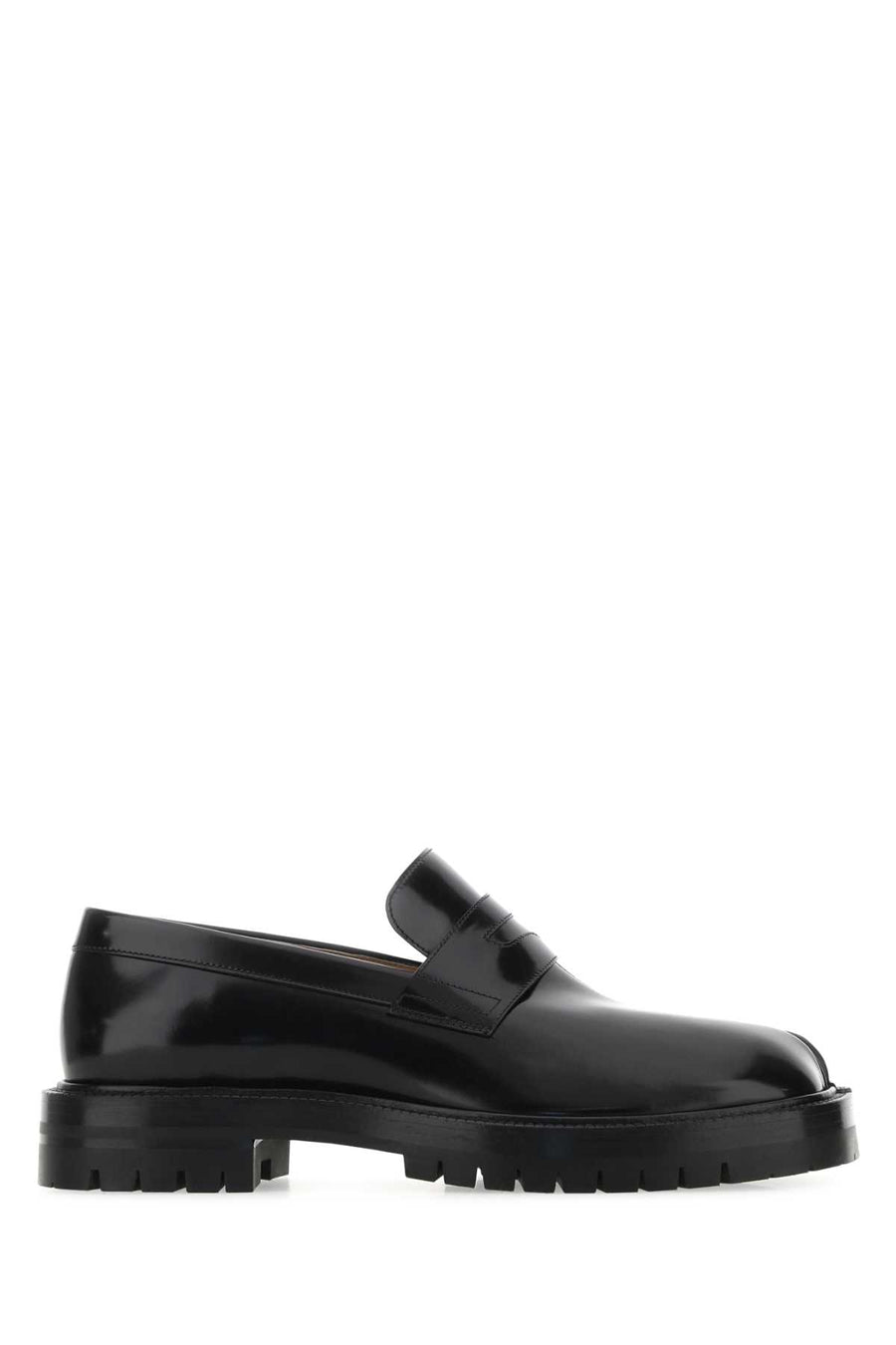 Maison Margiela Exterior: 100% Leather loafer in black