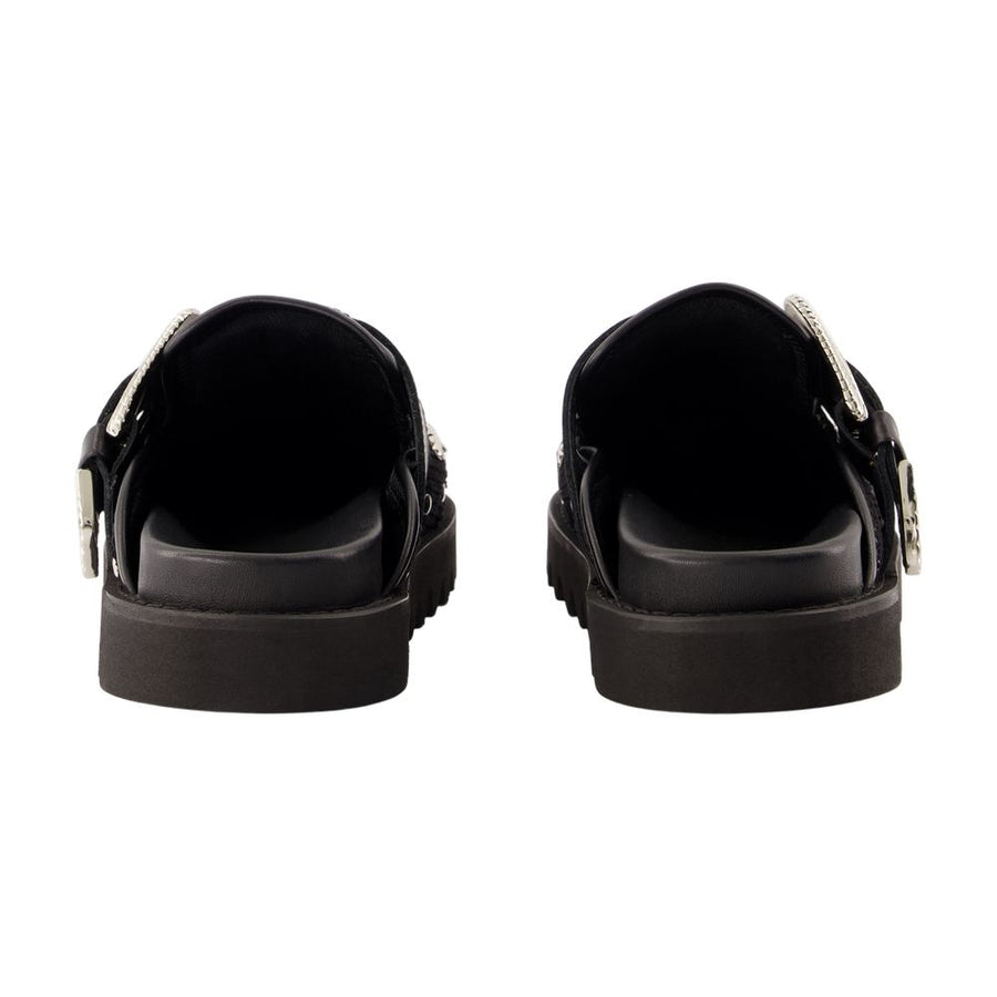 Toga Pulla Calfskin slipper in black
