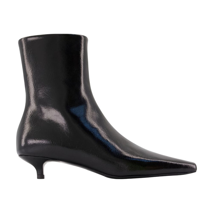 Toteme Calfskin boot in black