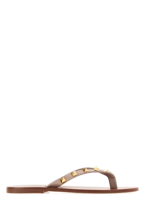 Valentino Garavani Rockstu Exterior: 100% Leather sandal in pink