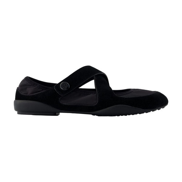 Tory Burch calfskin flat in black