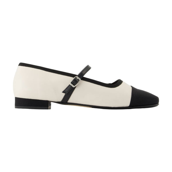 Carel Calfskin ballet flat in white