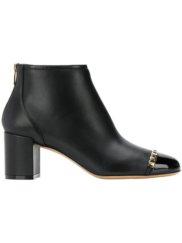 Ferragamo Leather boot in black