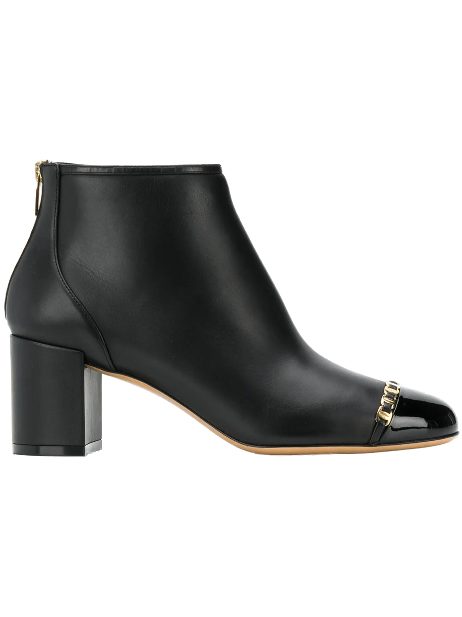 Ferragamo Leather boot in black