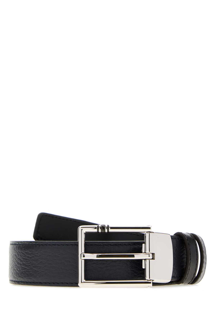 Montblanc Exterior: 100% Leather; Finishing: Silver metal belt in black