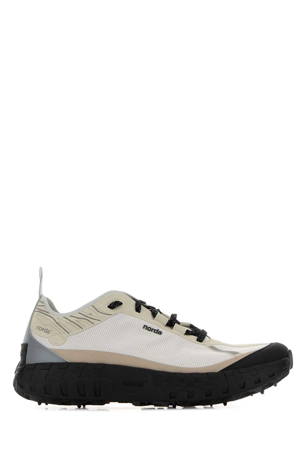 Norda Exterior: 100% Fabric; Interior: 100% Fabric; Sole: Rubber sneakers in multicolor