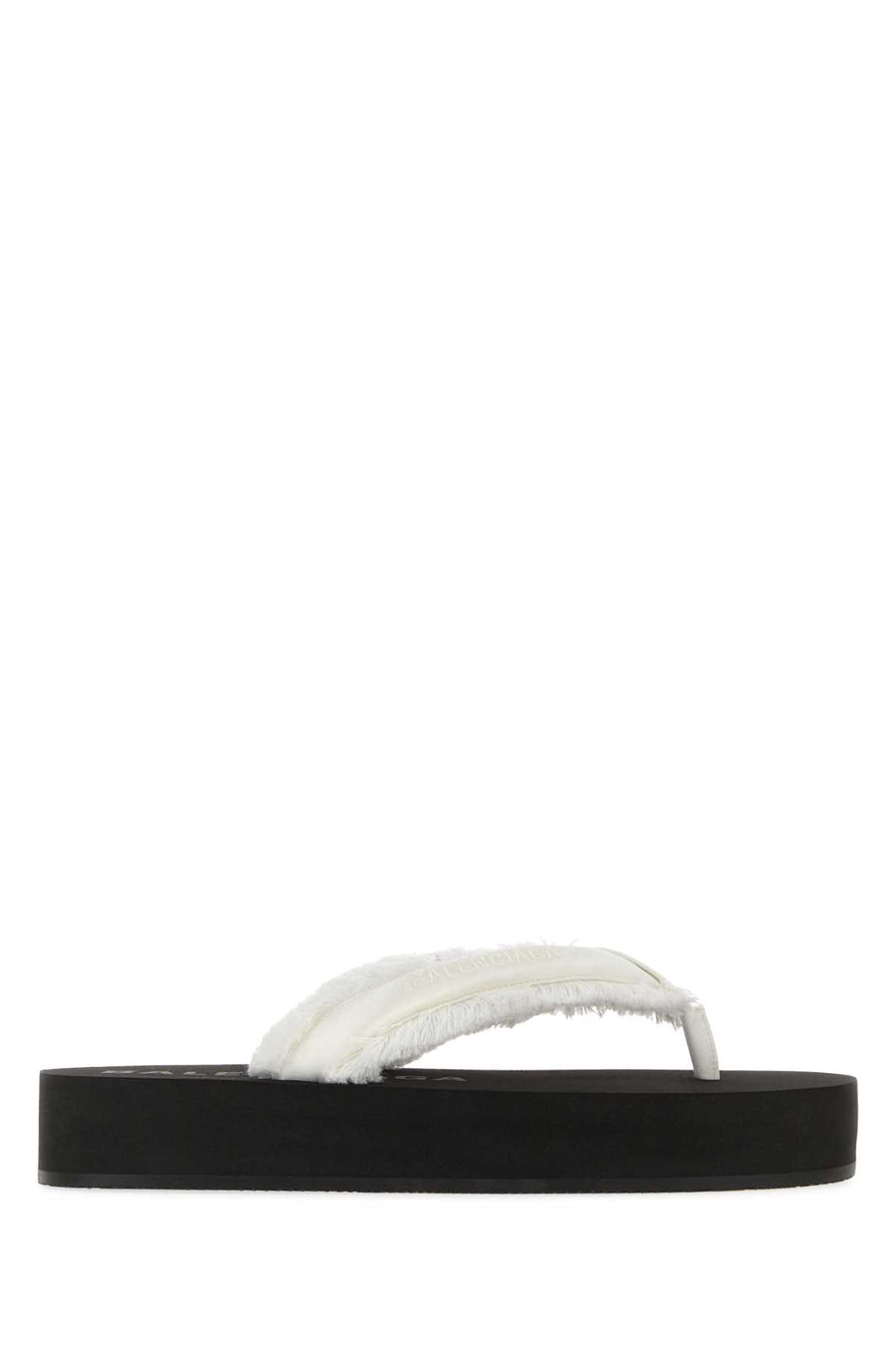 Balenciaga Thong Exterior: 100% Fabric slipper in white