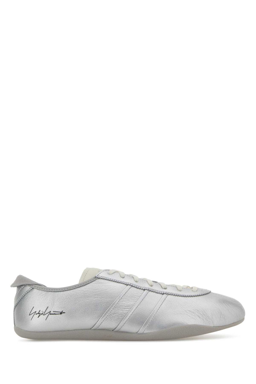 Y3 Yamamoto Exterior: 100% Leather sneaker in silver