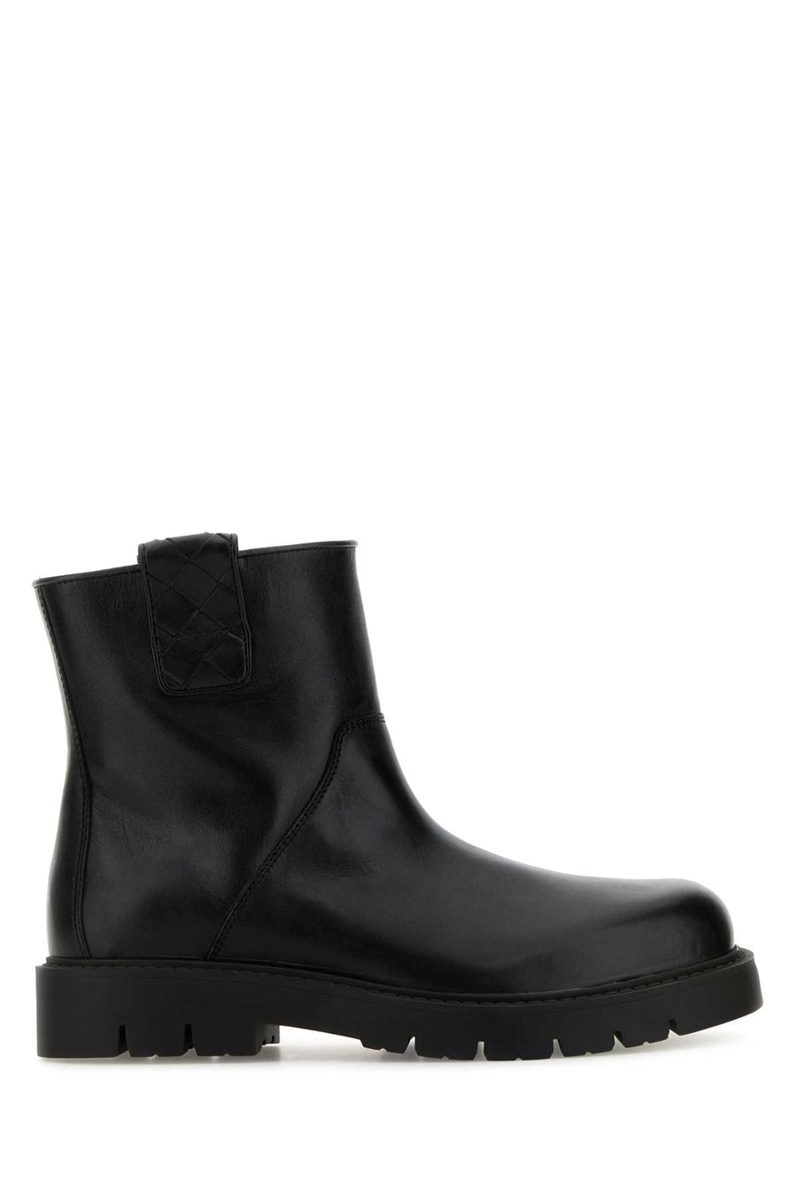 Bottega Veneta Exterior: 100% Calf boot in black
