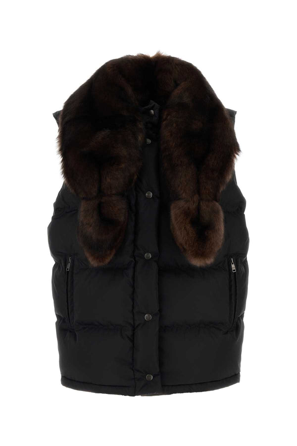 Prada Gilet Exterior: 100% Re-Nylon gilet in black