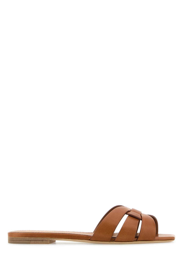 Saint Laurent Flat Exterior: 100% Leather sandal in brown