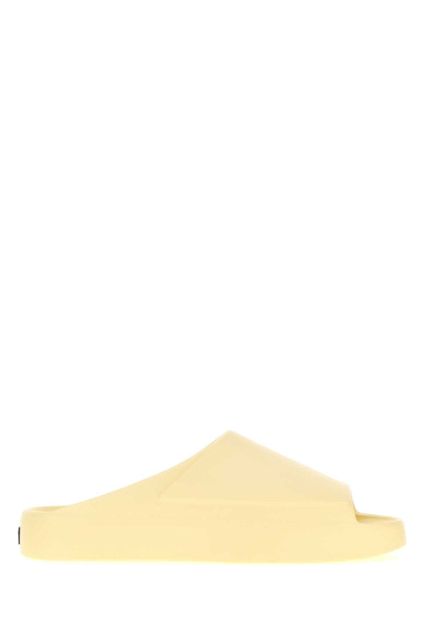 Fear Of God Essential Feliz Exterior: 100% Rubber; Interior: 100% Rubber; Sole: Rubber slipper in beige