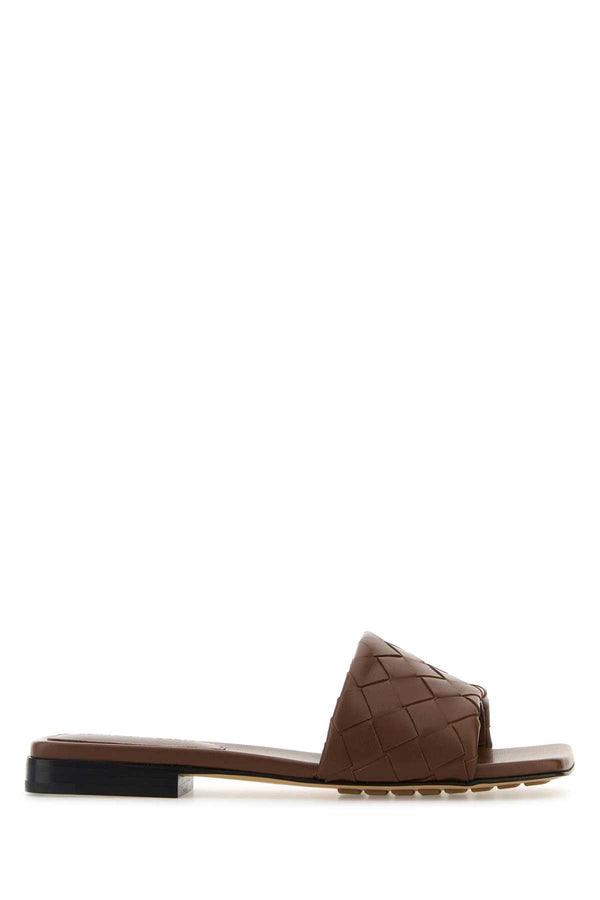 Bottega Veneta Lido Exterior: 100% Lamb slide in brown
