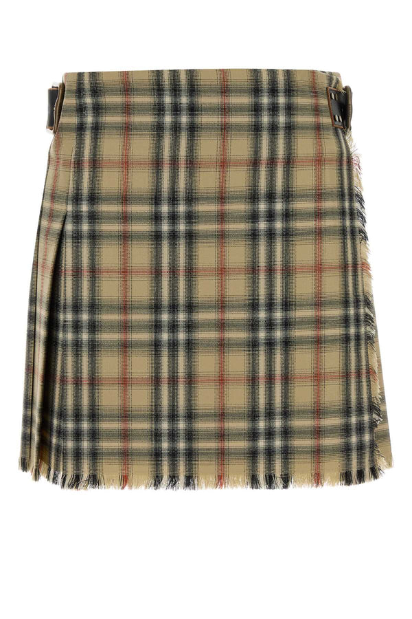 Burberry 100% Wool skirt in beige