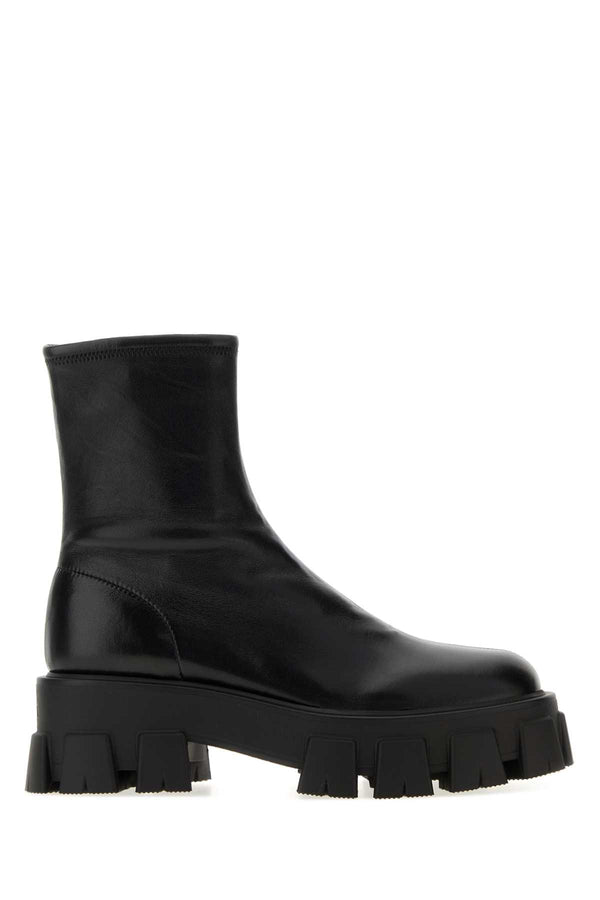 Prada Exterior: 100% Nappa leather ankle boot in black