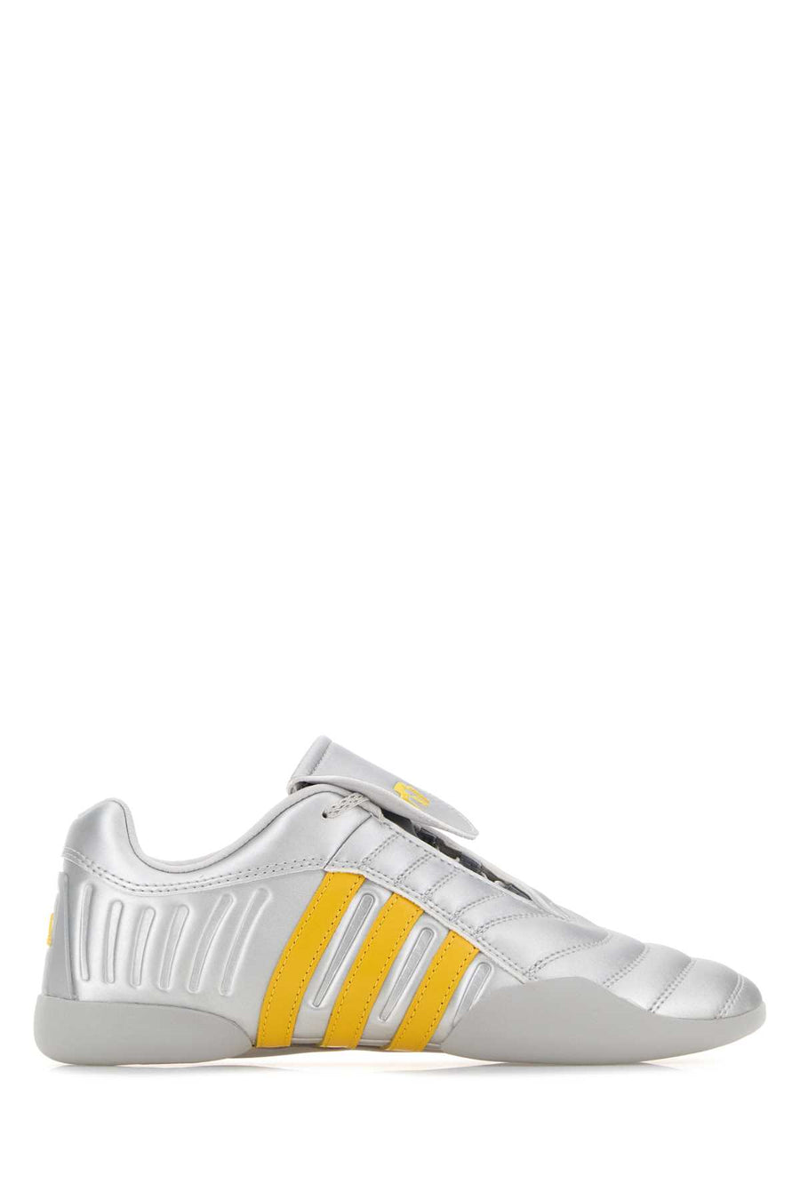 Adidas By Miaou Miaou Exterior: 100% Fabric 100% Leather; Interior: 100% Fabric; Sole: Rubber sneaker in silver