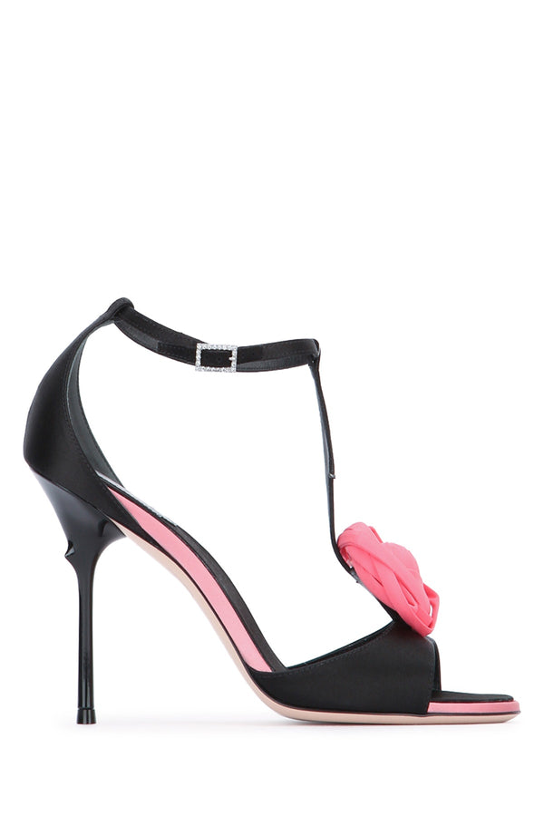 Roger Vivier Satin heel in black