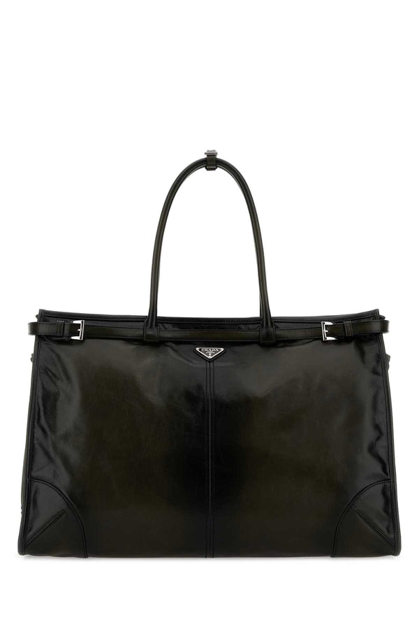 Prada Exterior: 100% Leather shoulder bag in green