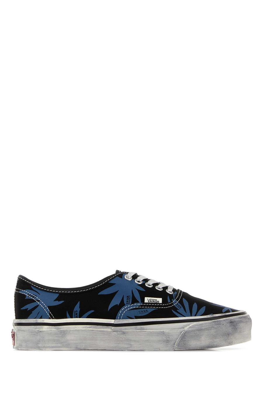 Vans Authentic Exterior: 100% Fabric; Interior: 100% Fabric; Sole: Rubber sneaker in black