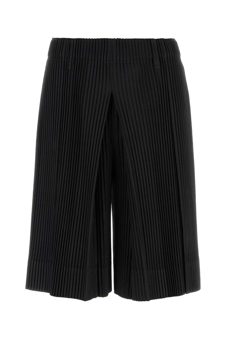 Homme Plisse' Issey Miyake Pleats 100% Polyester bermuda shorts in black
