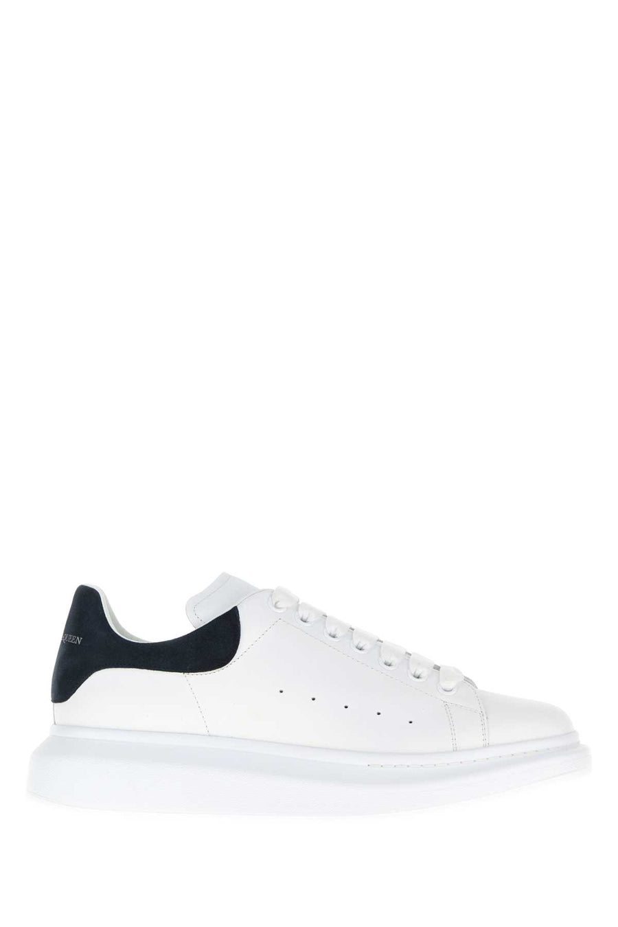 Alexander McQueen Exterior: 100% Calf sneaker in white
