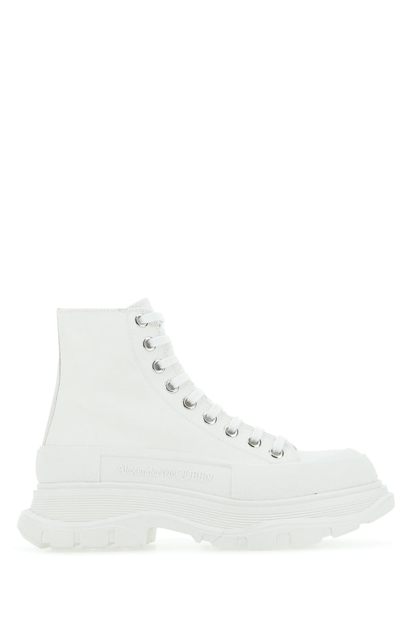 Alexander McQueen Leather / Rubber sole sneaker in white