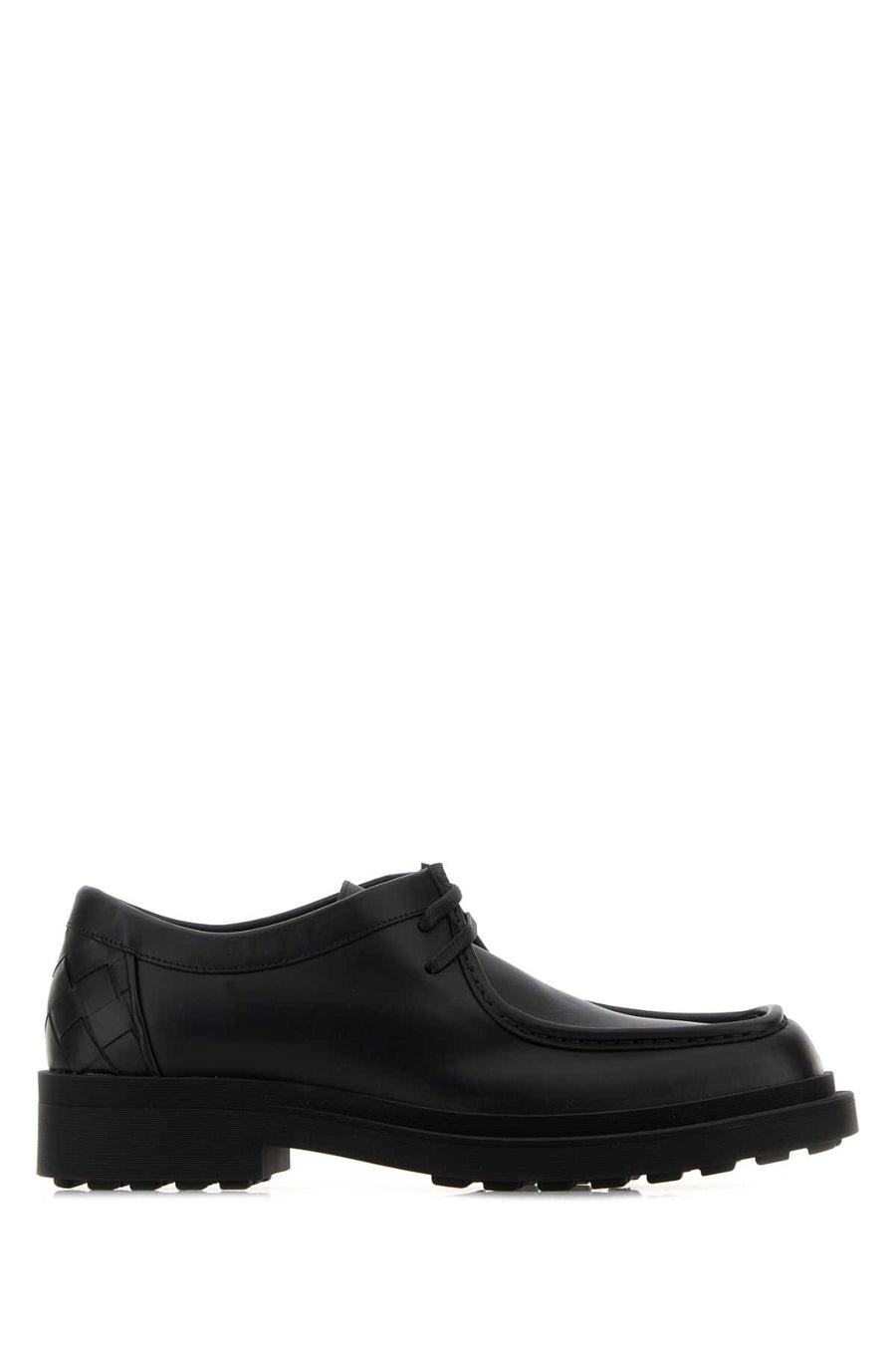 Bottega Veneta Shoe Exterior: 100% Calf; Interior: 100% Leather; Sole: Rubber flat in black