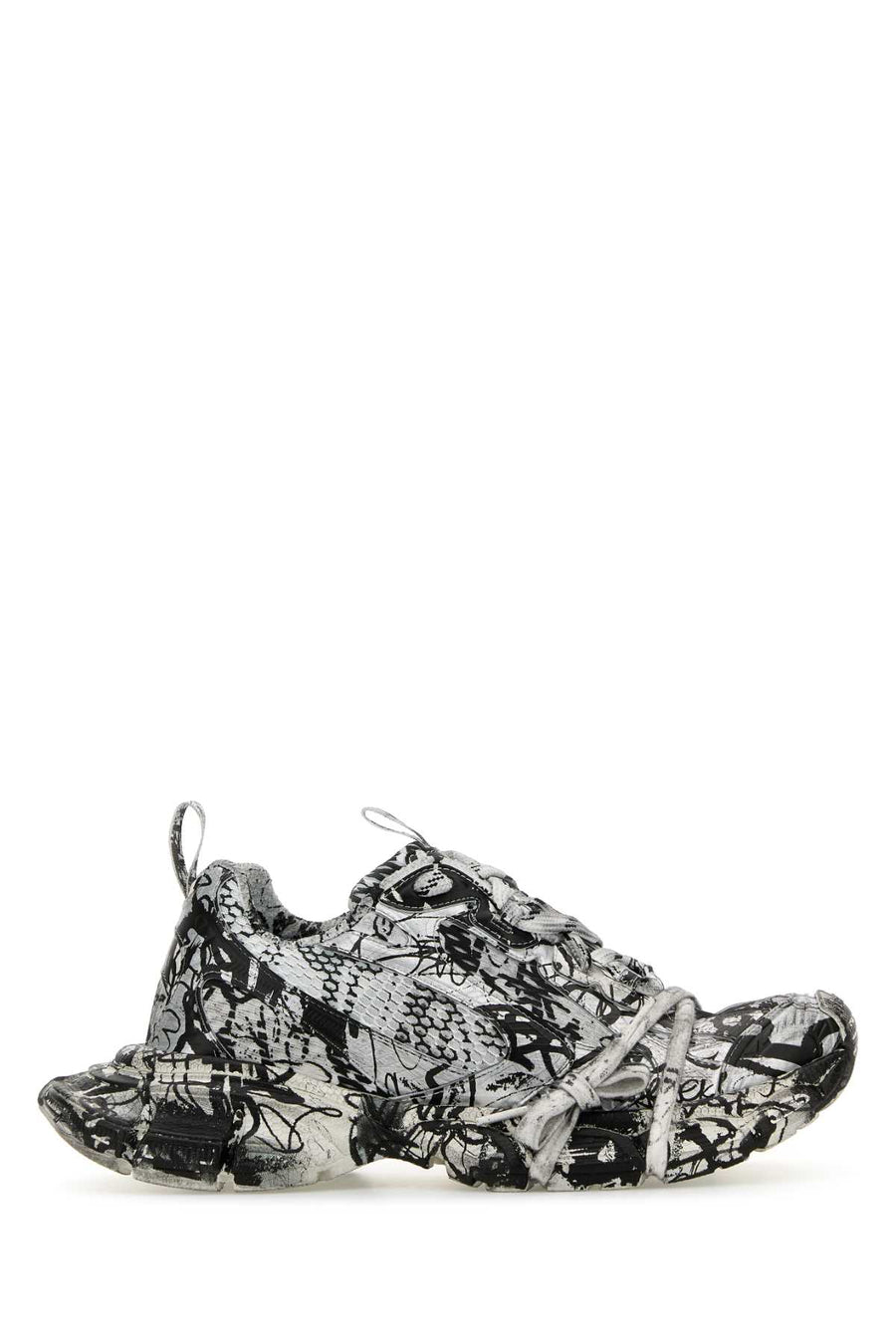Balenciaga Exterior: 100% Mesh 100% Rubber; Interior: 100% Fabric; Sole: Rubber sneaker in white