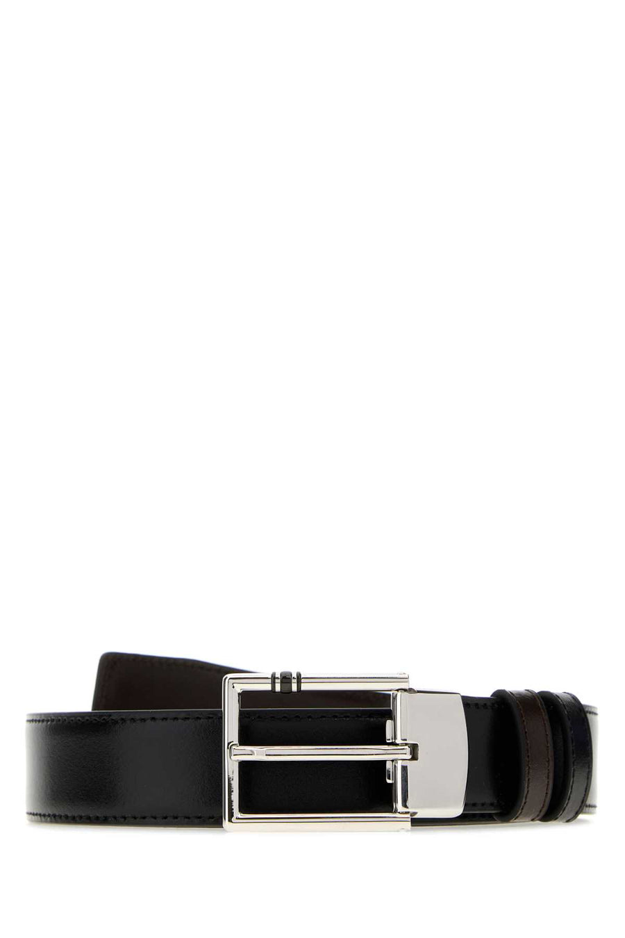 Montblanc Exterior: 100% Leather; Finishing: Silver metal belt in black