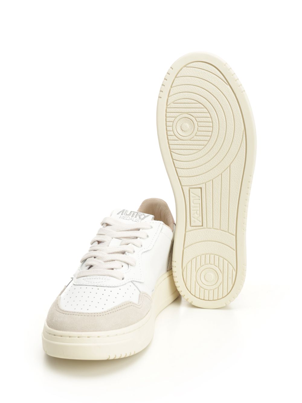 Medalist Low sneaker Rose
