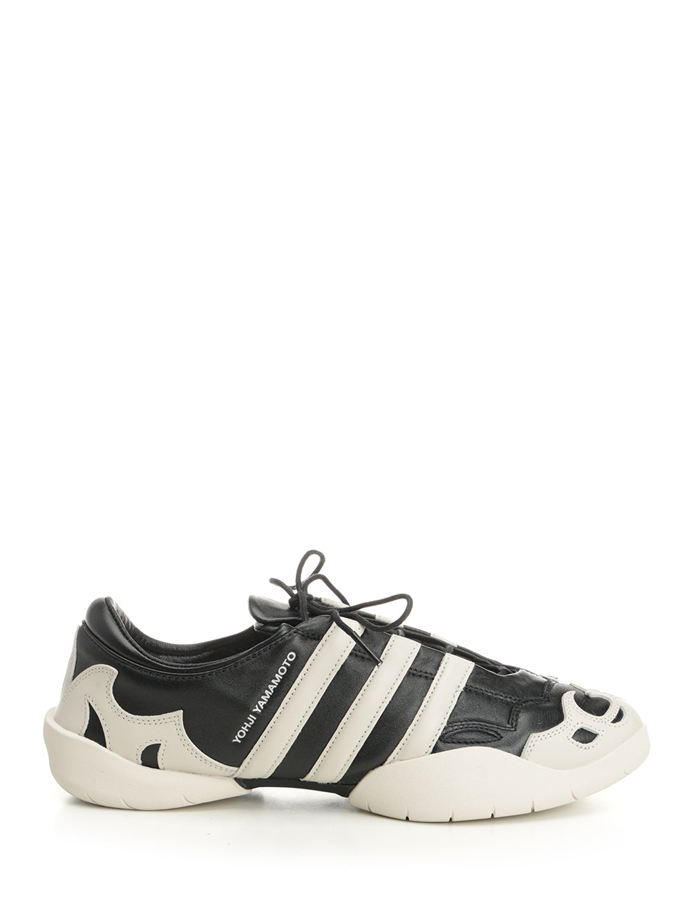 Y-3 Regu 2002 sneaker Black Leather