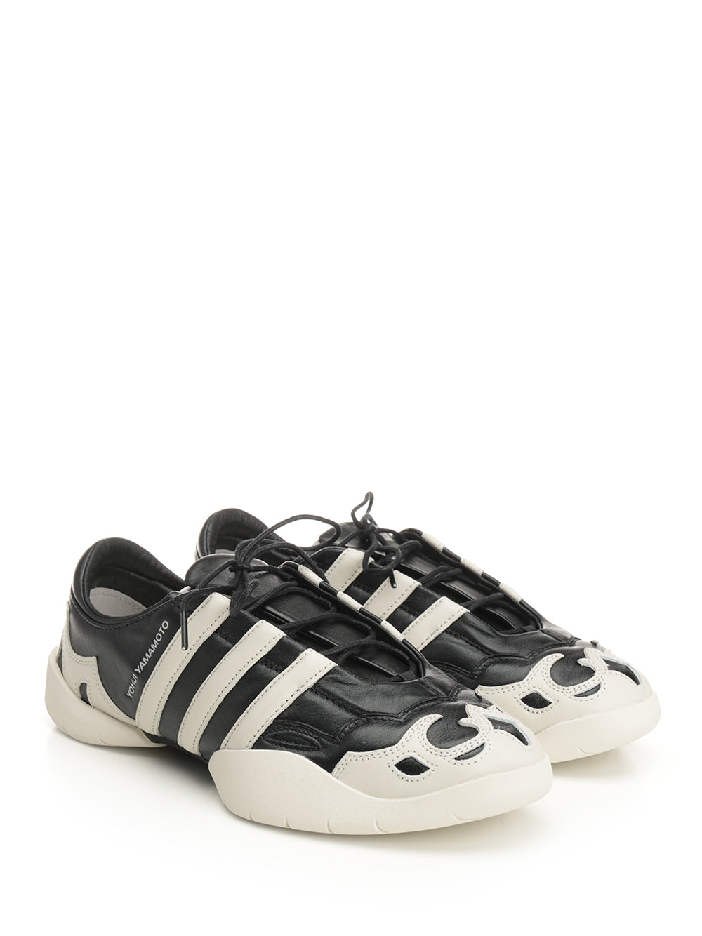 Y-3 Regu 2002 sneaker Black Leather