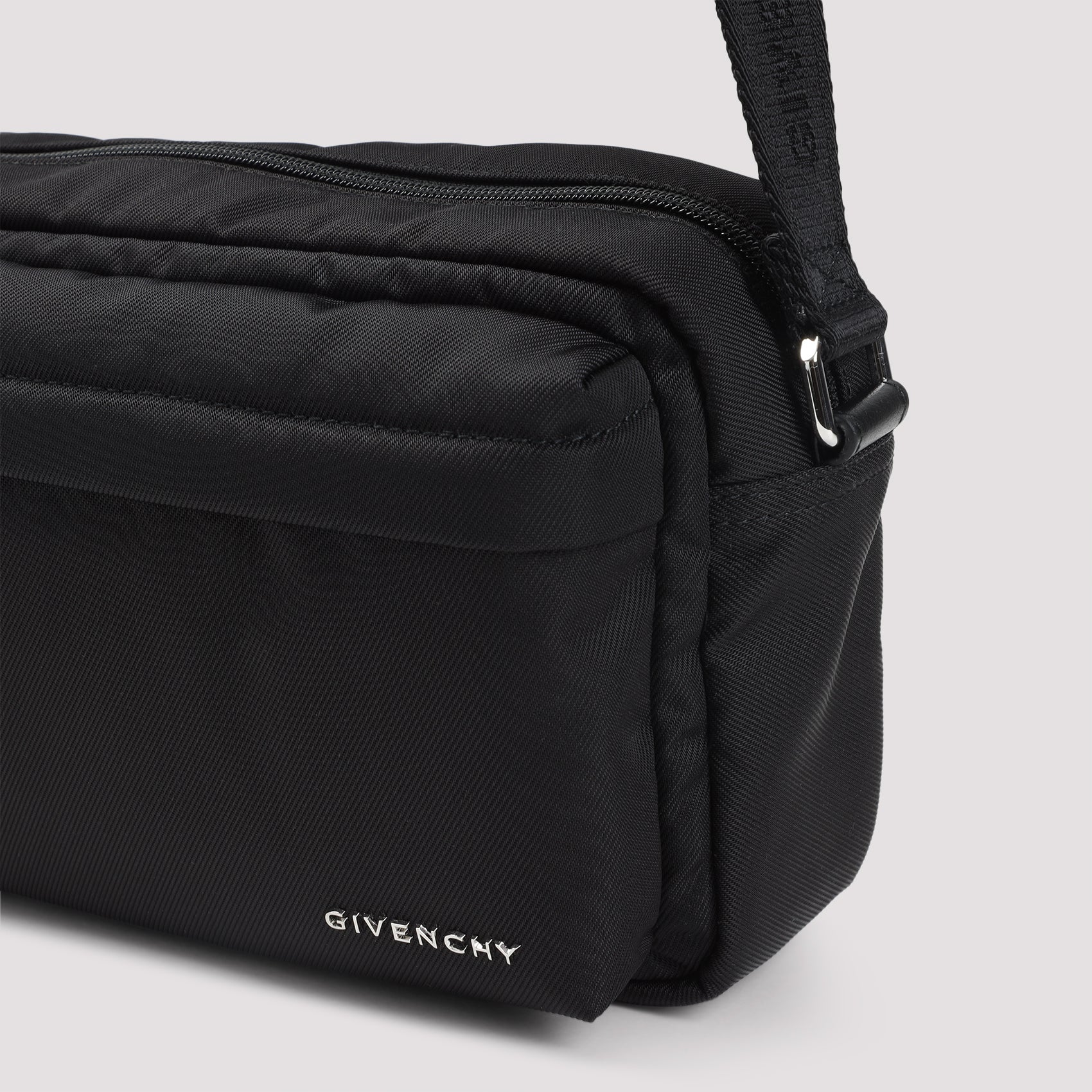 Essential U Shoulder Bag Black Polyamide