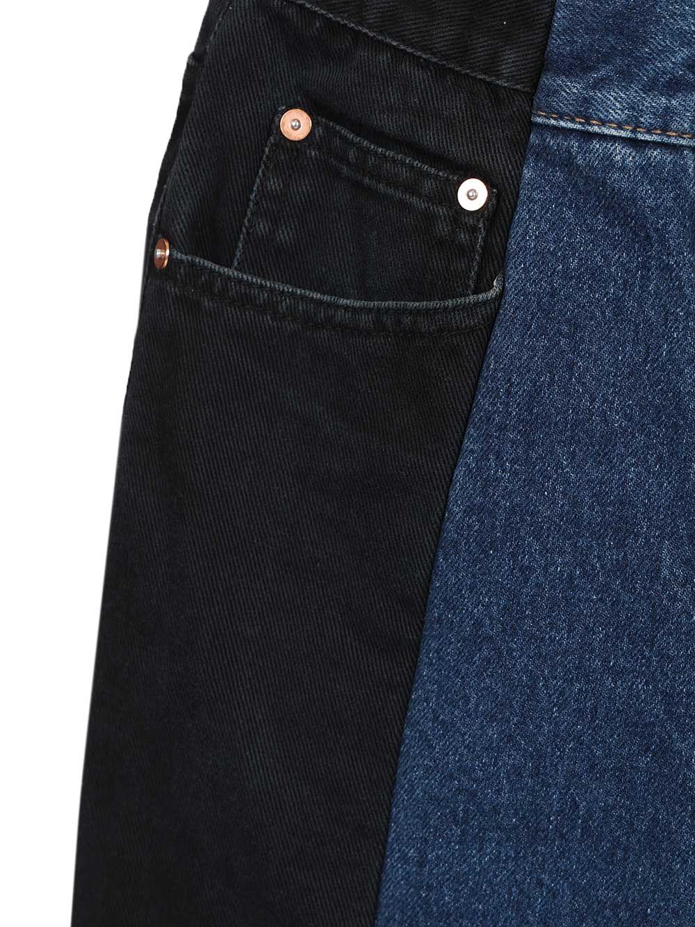 Chic Flared Jeans