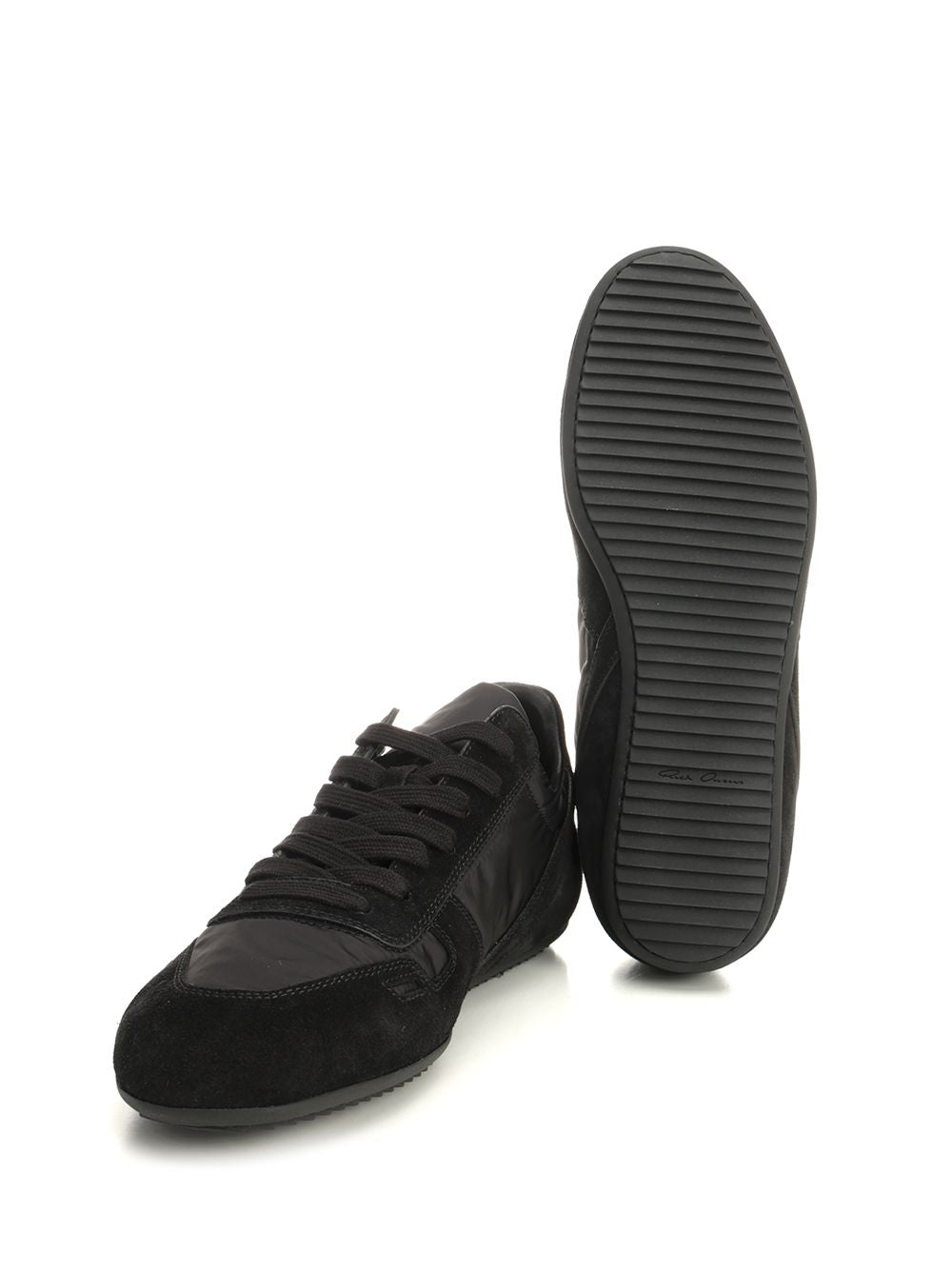 Minimal Sneakers with suede Black