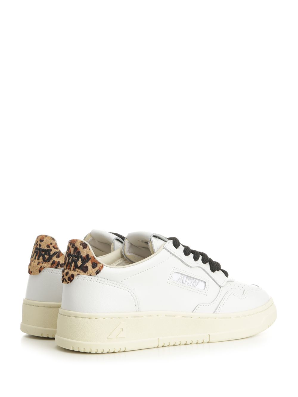 Medalist Low Sneaker White