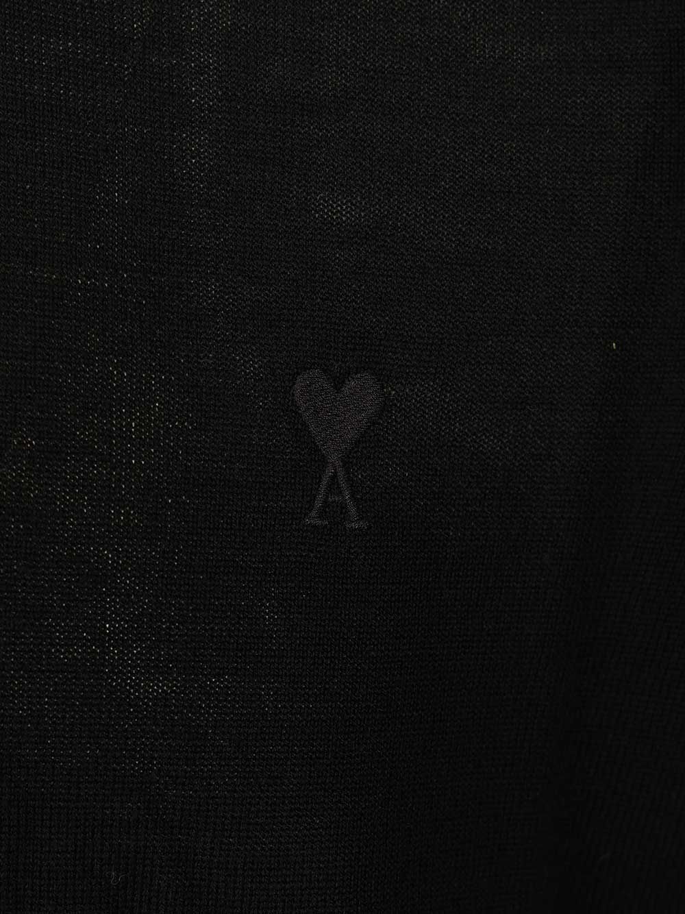 QUOTA -CREWNECK SWEATER WITH CONTRASTED AMI DE COEUR EXRAFINE MERINO WOOL Black Knitwear