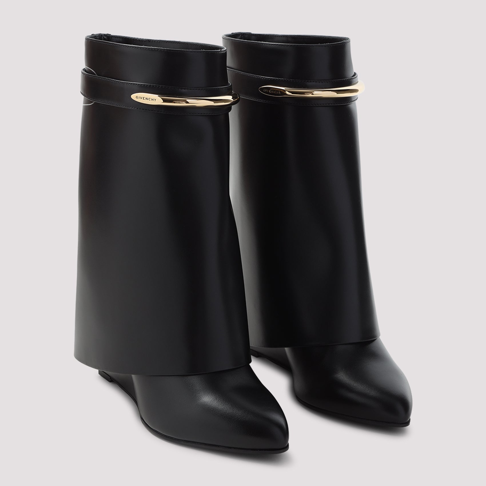 Shark Pinch Ankle Boot Black Leather