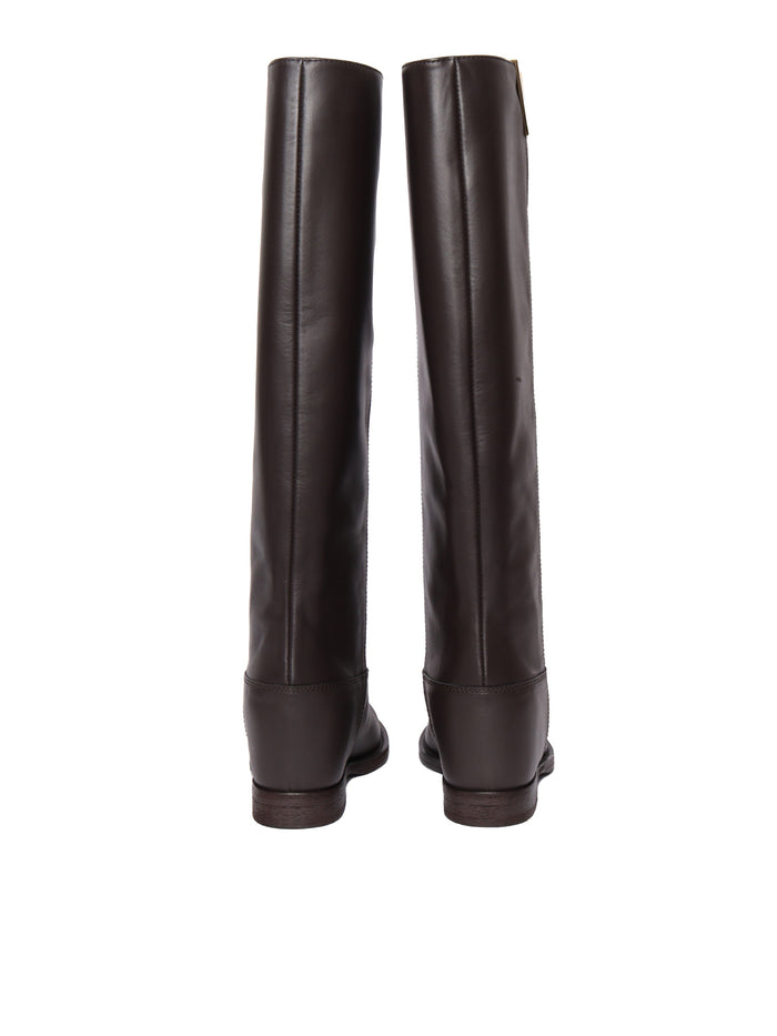 V BOOTS Brown Leather Sole Rubber