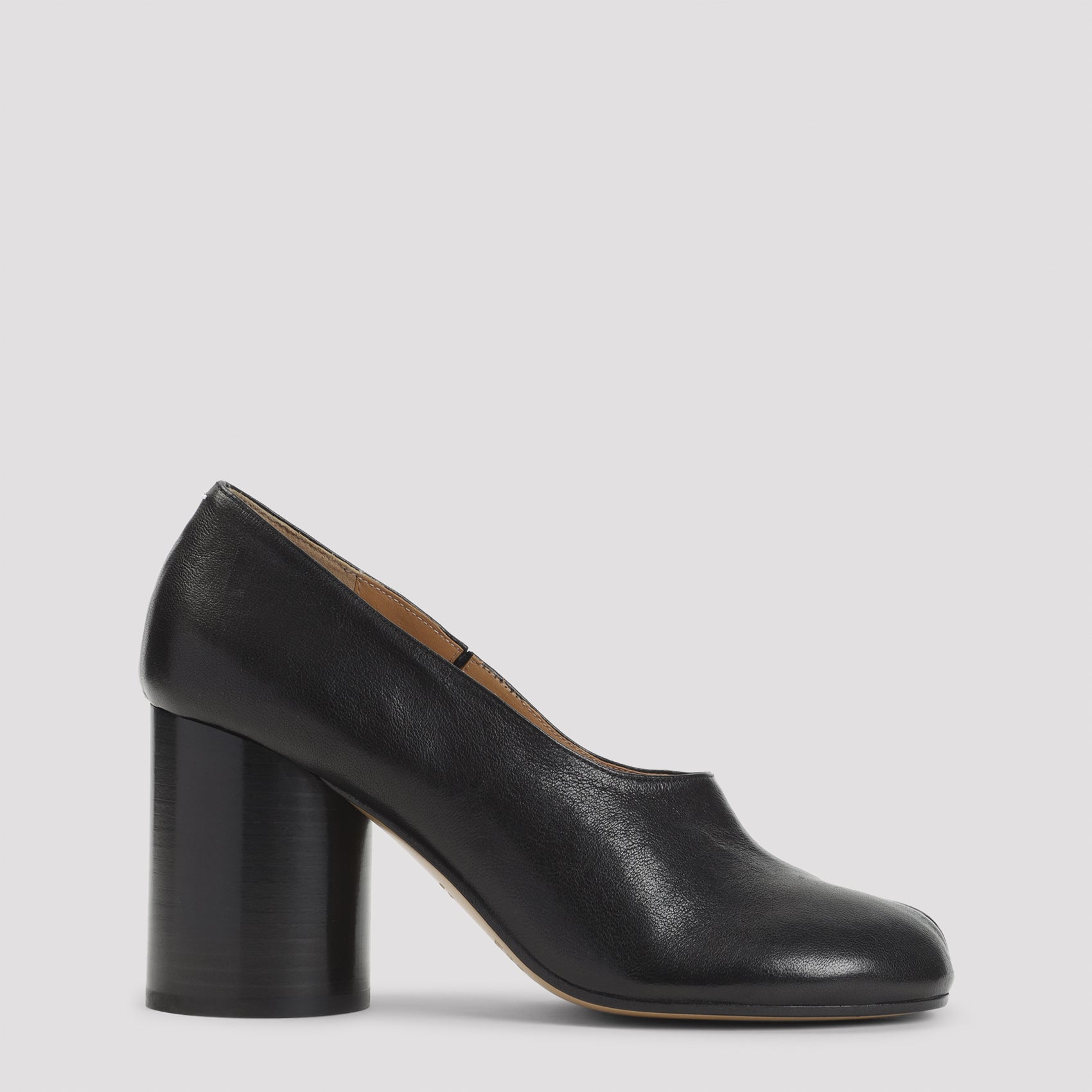 Tabi H30 High Pumps Black Lamb Leather