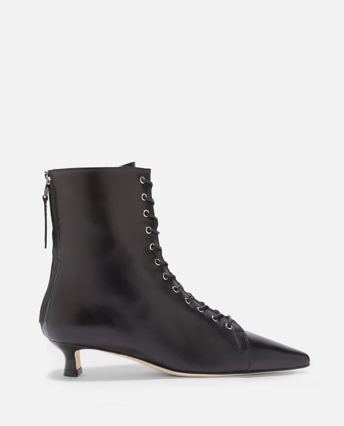 AEYDE With Heel Black Calf Leather